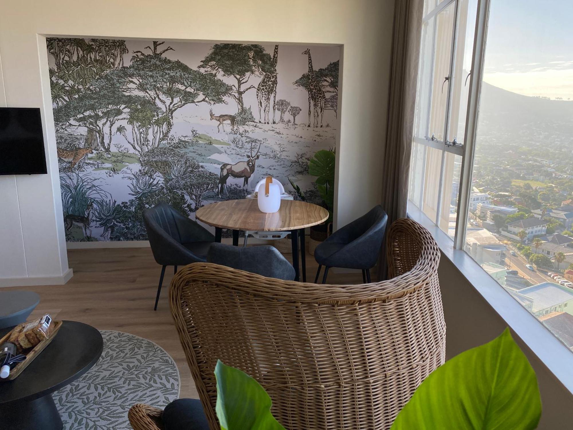 Apartment Brand New Gem With Breathtaking Views Of Cape Town